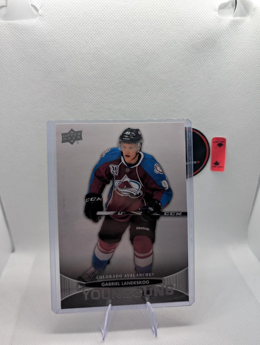 2011-12 Upper Deck Gabriel Landeskog Young Guns Jumbo Oversize