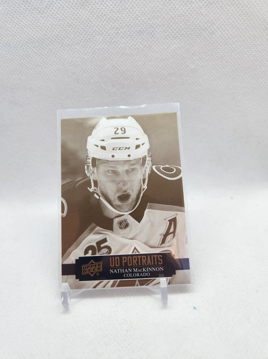 UPPERDECK 2021-22 Nathan Mackinnon PORTRAITS HOCKEY CARD
