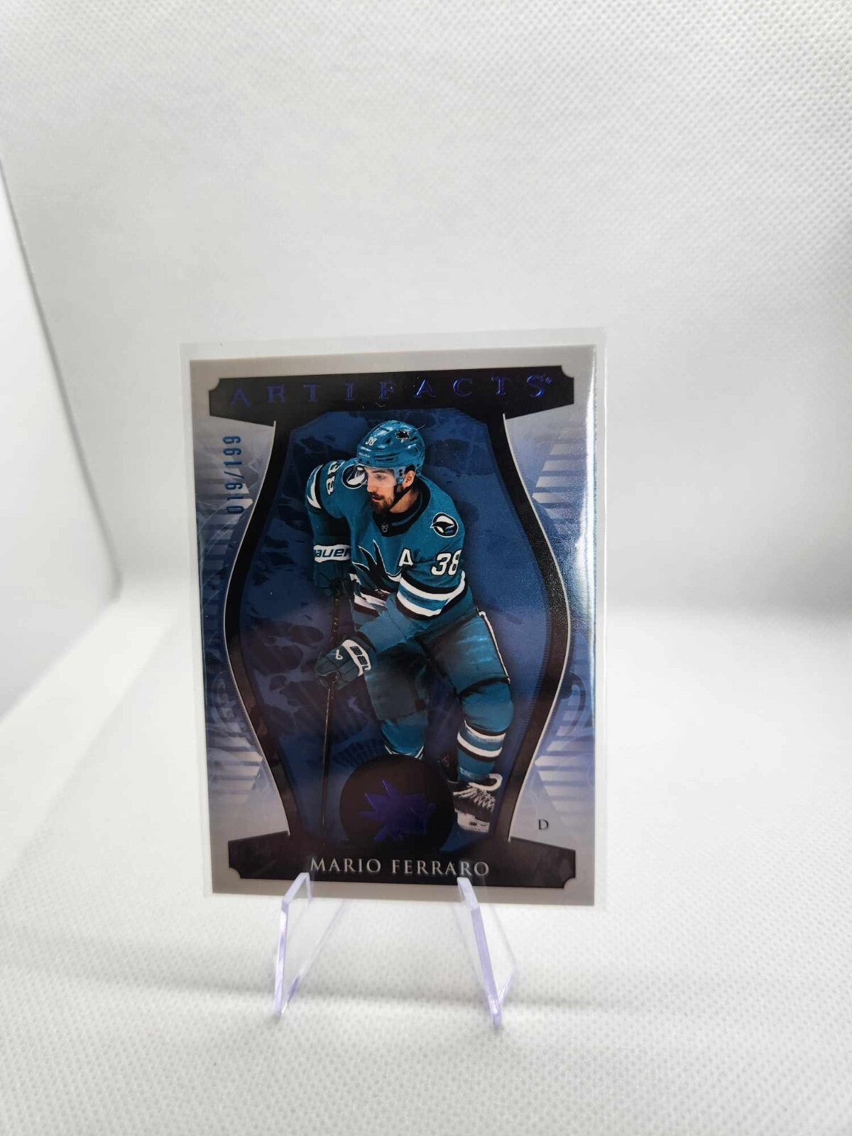 2023-24 Upper Deck Artifacts Mario Ferraro #82 Royale Blue /199