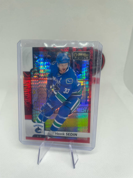 2017-18 O-Pee-Chee Platinum Henrik Sedin Red Prism #/199