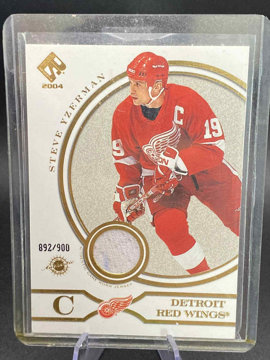 2003 Pacific Private Stock Reserve Jersey STEVE YZERMAN (#/900)