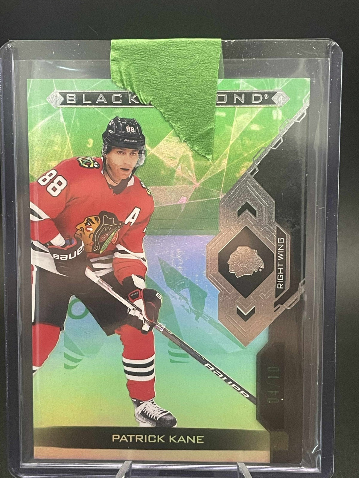 2022-23 UD Black Diamond Green 4/10 Patrick Kane